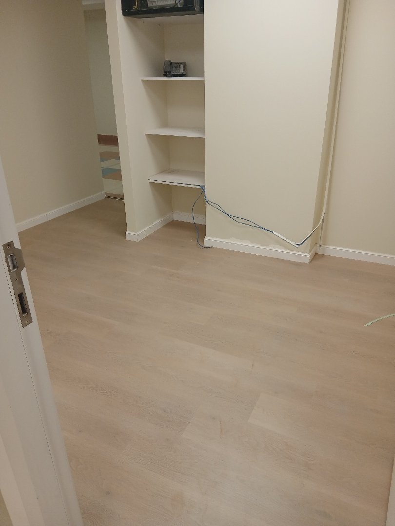 فني تركيب باركية بالدمام والخبر والقطيف